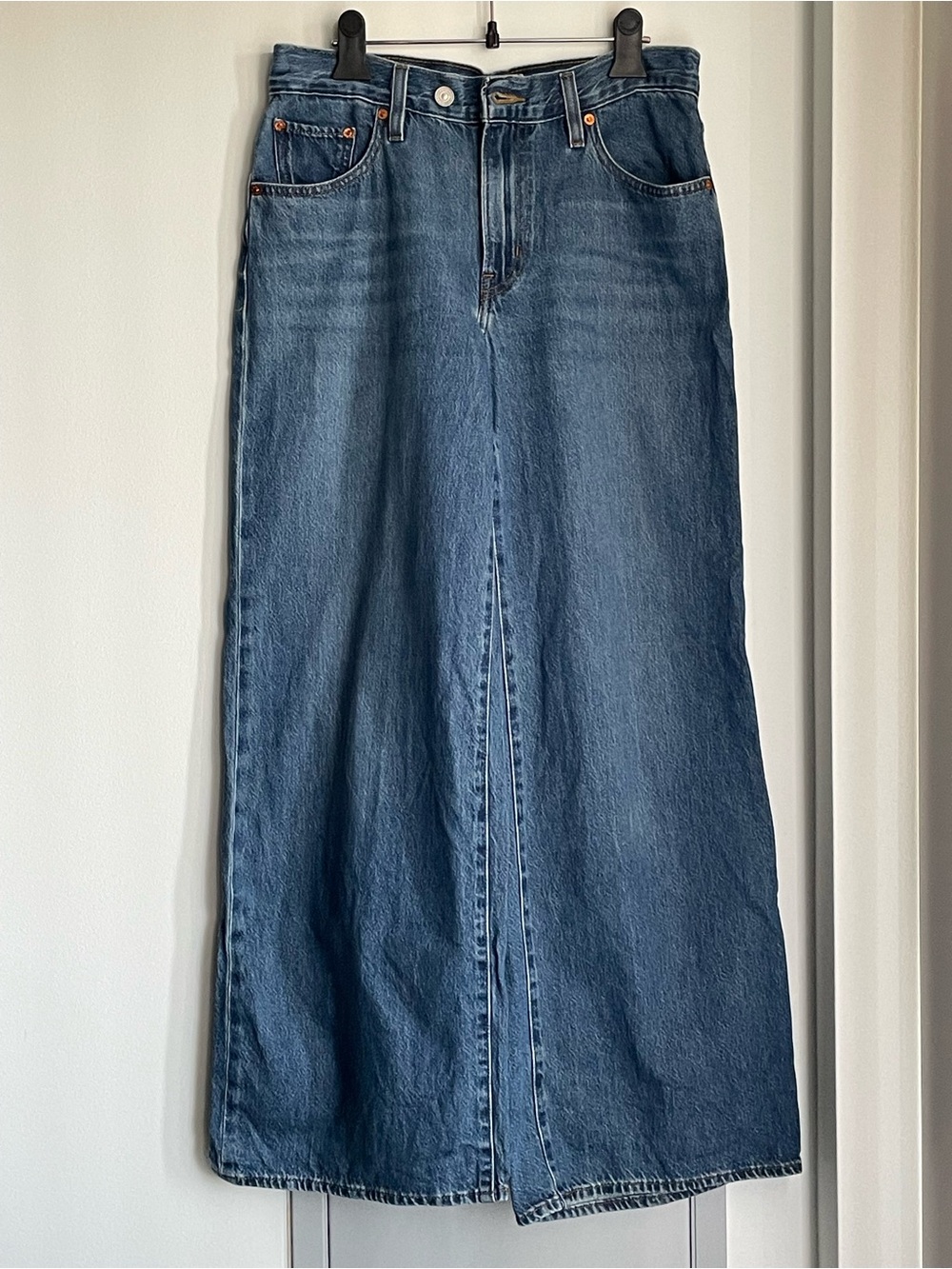 LEVI’S XL Straight - Mid Wash Blue